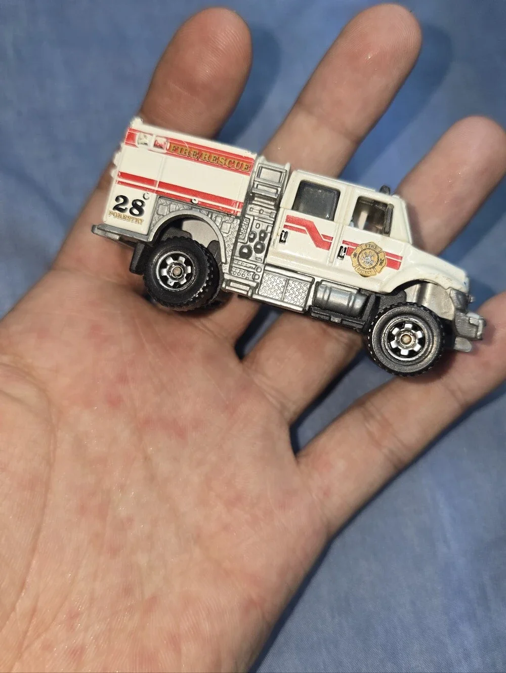Matchbox White 2007 International Workstar BrushFire Truck 1:64 Diecast Mattel